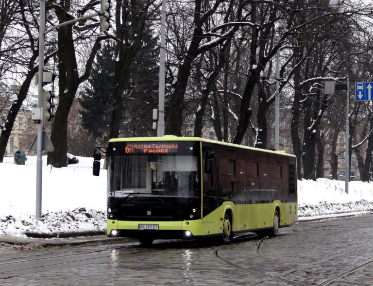 Графіки руху автобусів №6А та 49 у вихідні дні