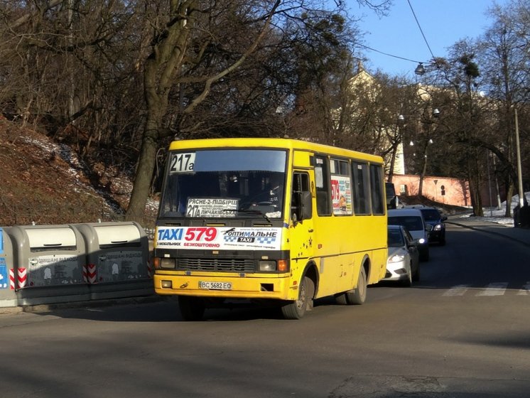 АТП №1 закликає припинити незаконну роботу приміських маршрутів