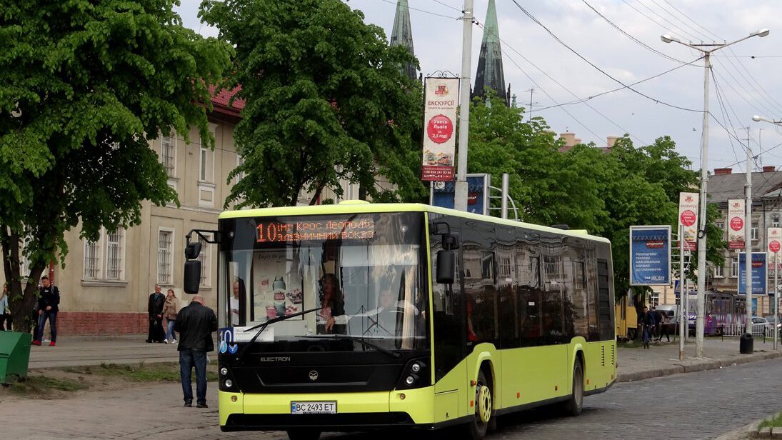 280637