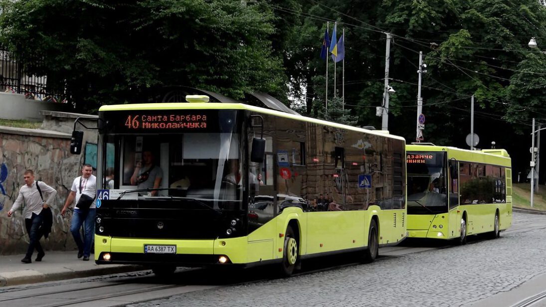 288057