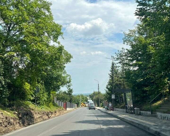Тимчасові зміни в русі автобусів через ремонт вул. Тракт Глинянський