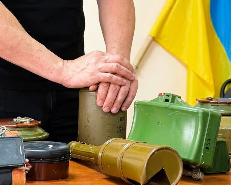 Безпека — наш пріоритет: для водіїв ЛК АТП №1 провели навчання з мінної безпеки